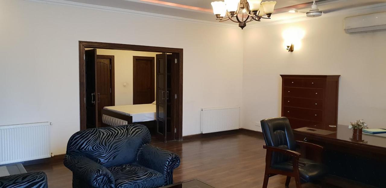 Reina Boutique Hotel - G9 Islamabad Ngoại thất bức ảnh