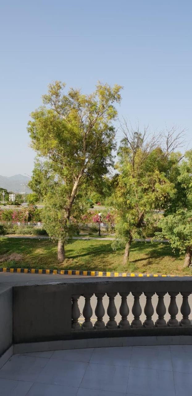 Reina Boutique Hotel - G9 Islamabad Ngoại thất bức ảnh
