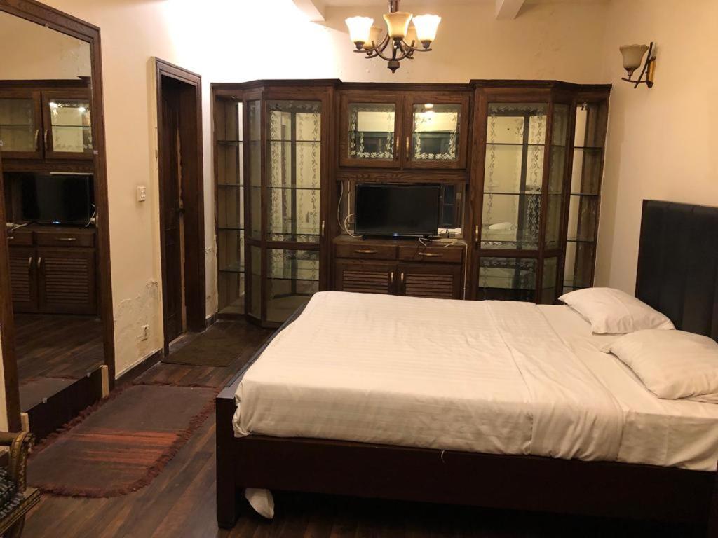 Reina Boutique Hotel - G9 Islamabad Ngoại thất bức ảnh